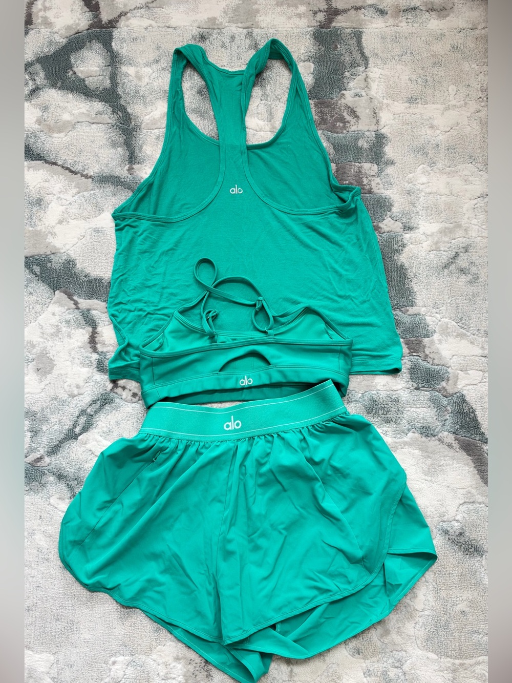 Three piece set ALO YOGA Women's Teal 3-Piece Active Set .Tank, Sports Bra,short